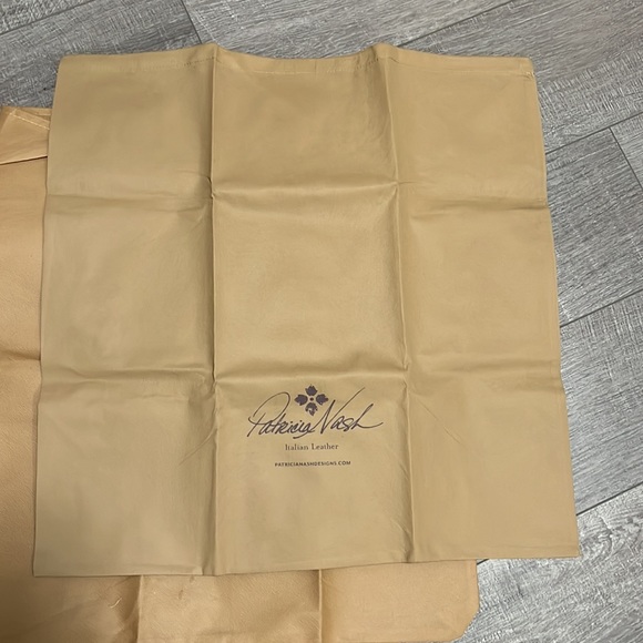 Patricia Nash Large Dust Bag 23x23 - Picture 2 of 2